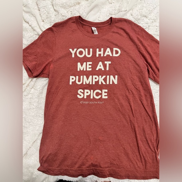 NWOT You Had Me At Pumpkin Spice T-Shirt - Picture 2 of 3